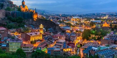 استكشاف جمال جورجيا: جدول سياحي لرحلة 10 أيام