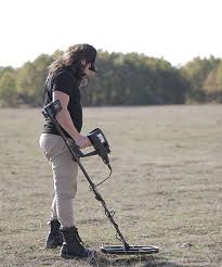 Discover the Best Metal Detector for Beginners in 2021